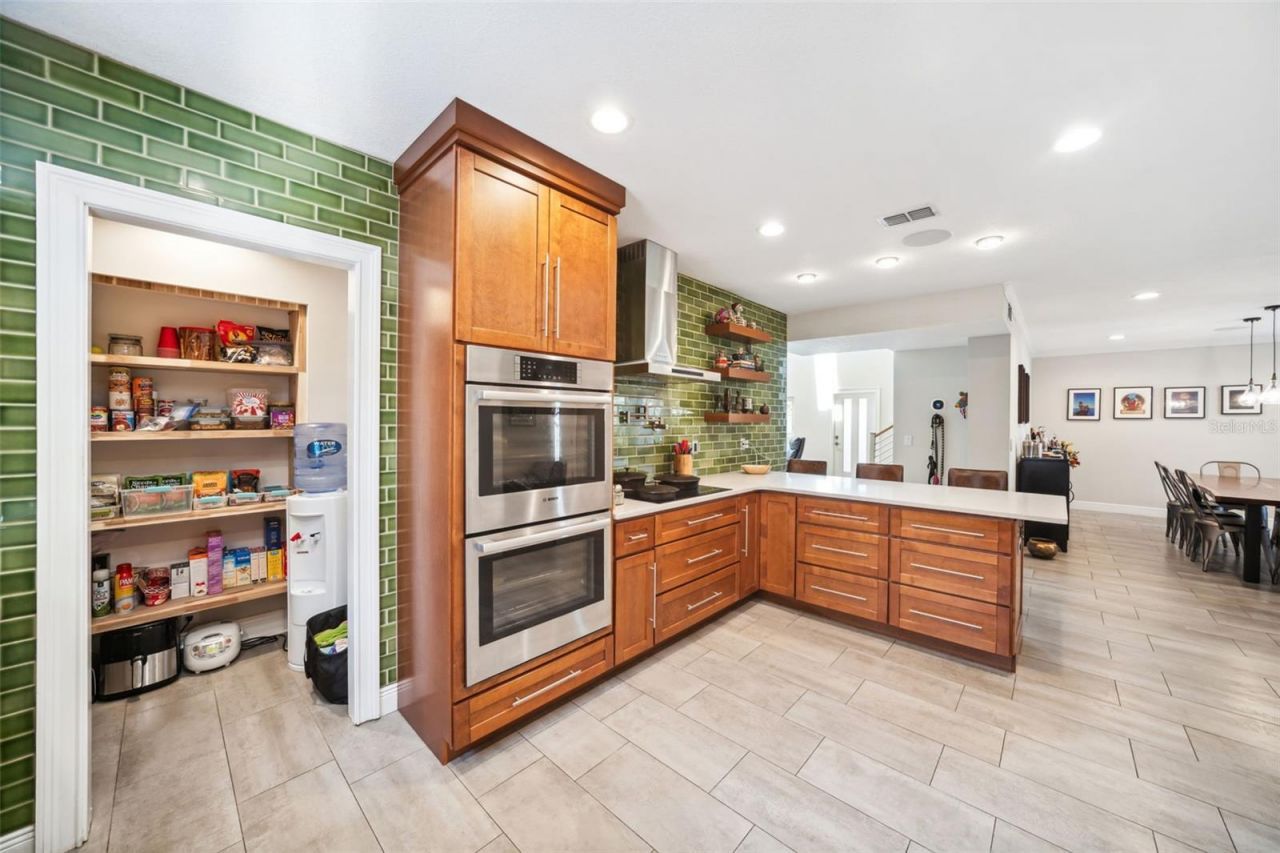 1120 43rd Avenue N, Saint Petersburg, FL 33703 Photo