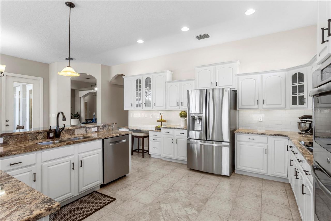 4302 Faircourt Drive, Valrico, FL 33596 Photo