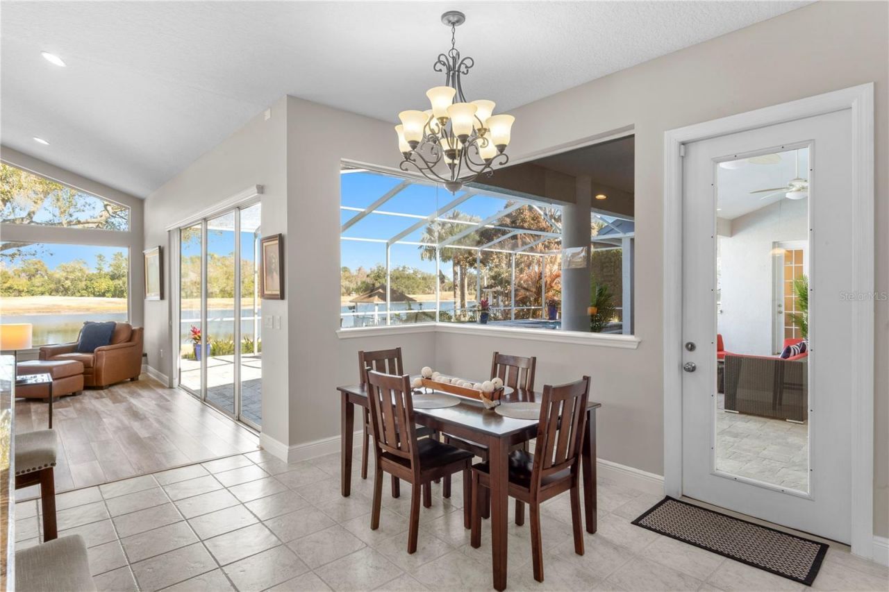 4302 Faircourt Drive, Valrico, FL 33596 Photo