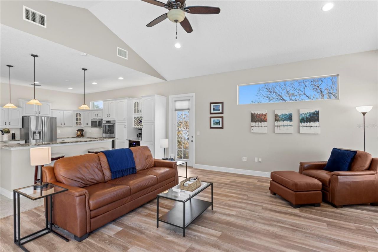 4302 Faircourt Drive, Valrico, FL 33596 Photo