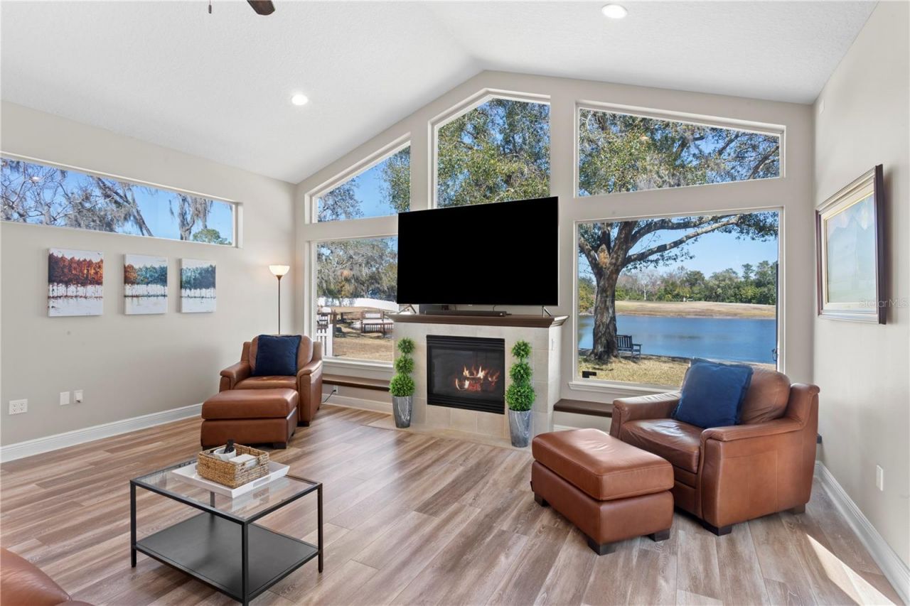 4302 Faircourt Drive, Valrico, FL 33596 Photo