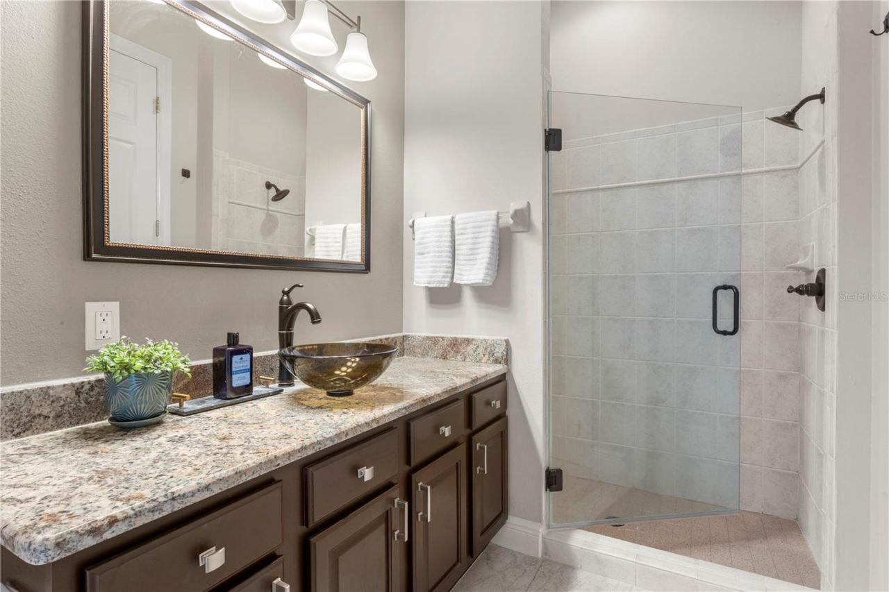 4302 Faircourt Drive, Valrico, FL 33596 Photo