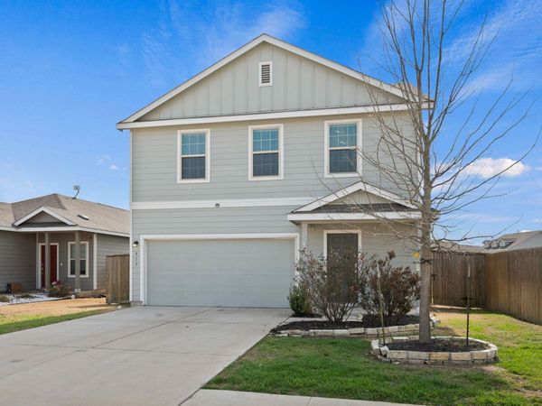 817 Circle WAY, Jarrell, TX 76537