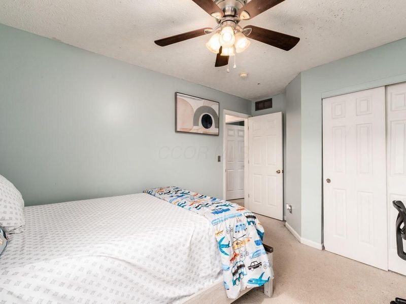 912 Mahle Drive, Reynoldsburg, OH 43068 Photo 24