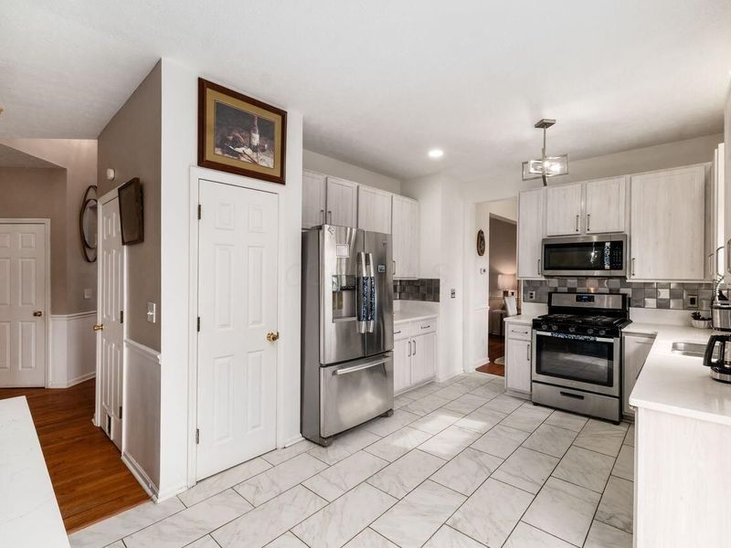 912 Mahle Drive, Reynoldsburg, OH 43068 Photo 9