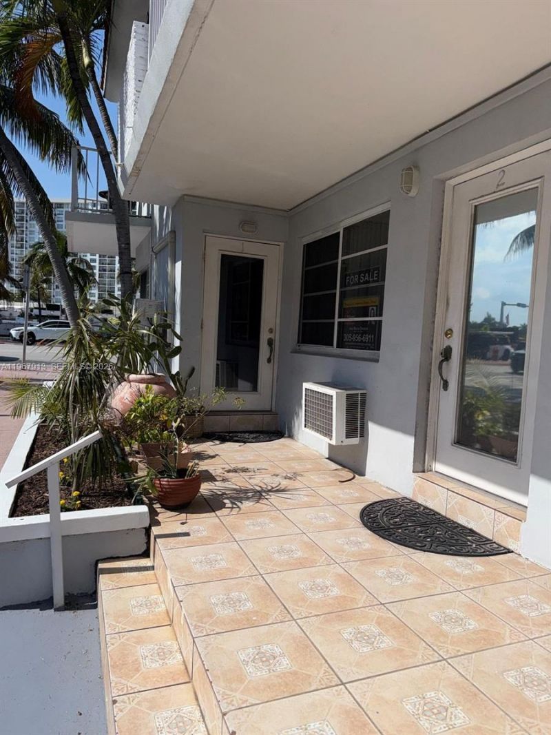 4201 Indian Creek Dr, Unit 2, Miami Beach, FL 33140 Photo