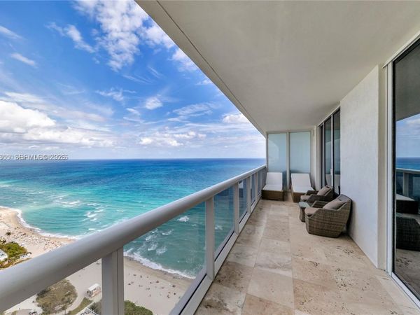 1830 S OCEAN DR (THE BEST), Unit 3510, Hallandale Beach, FL 33009
