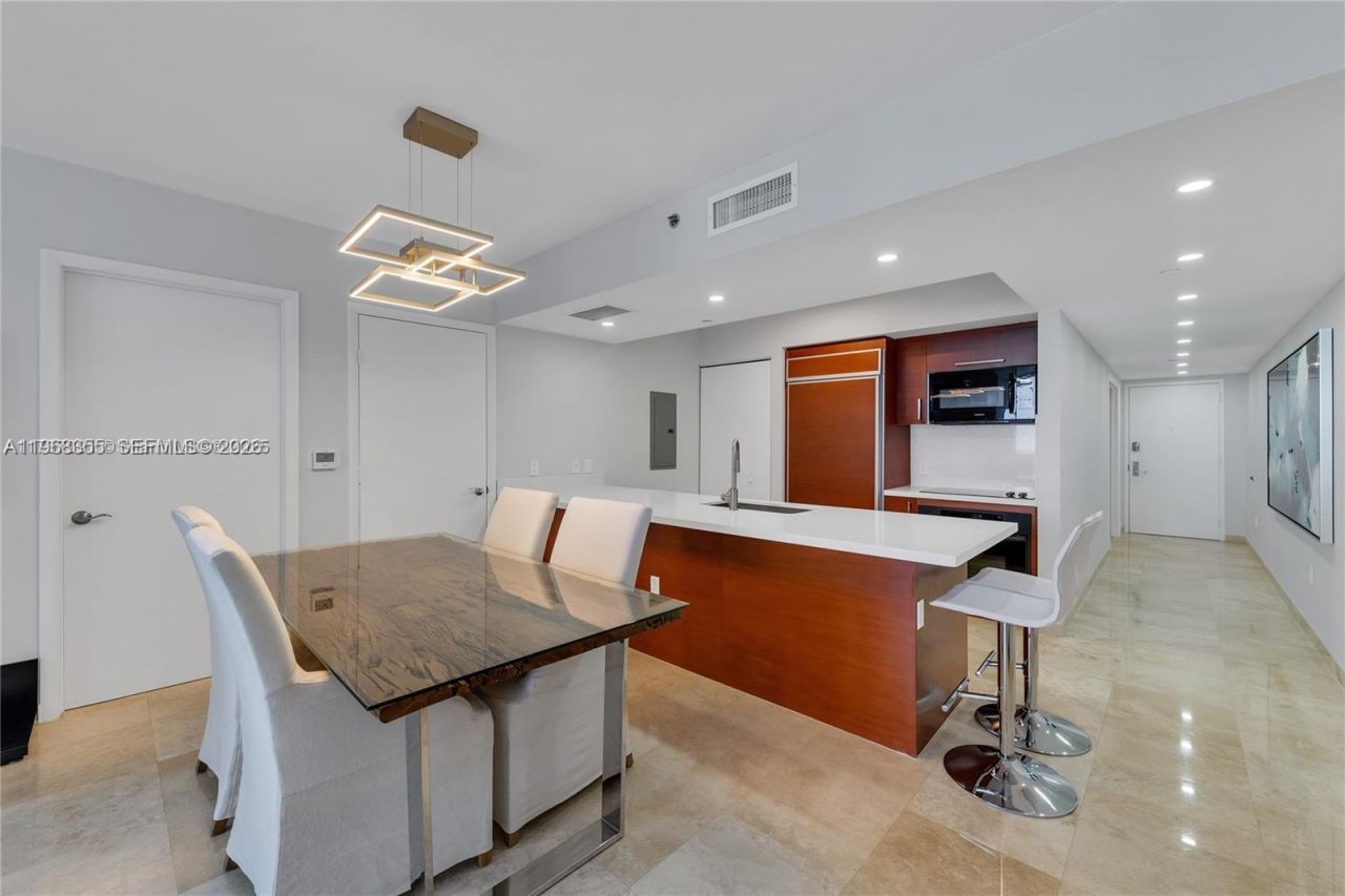 1830 S Ocean Dr (the Best), Unit 3510, Hallandale Beach, FL 33009 Photo
