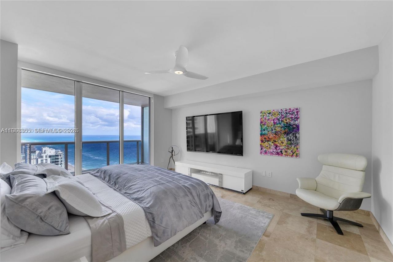 1830 S Ocean Dr (the Best), Unit 3510, Hallandale Beach, FL 33009 Photo