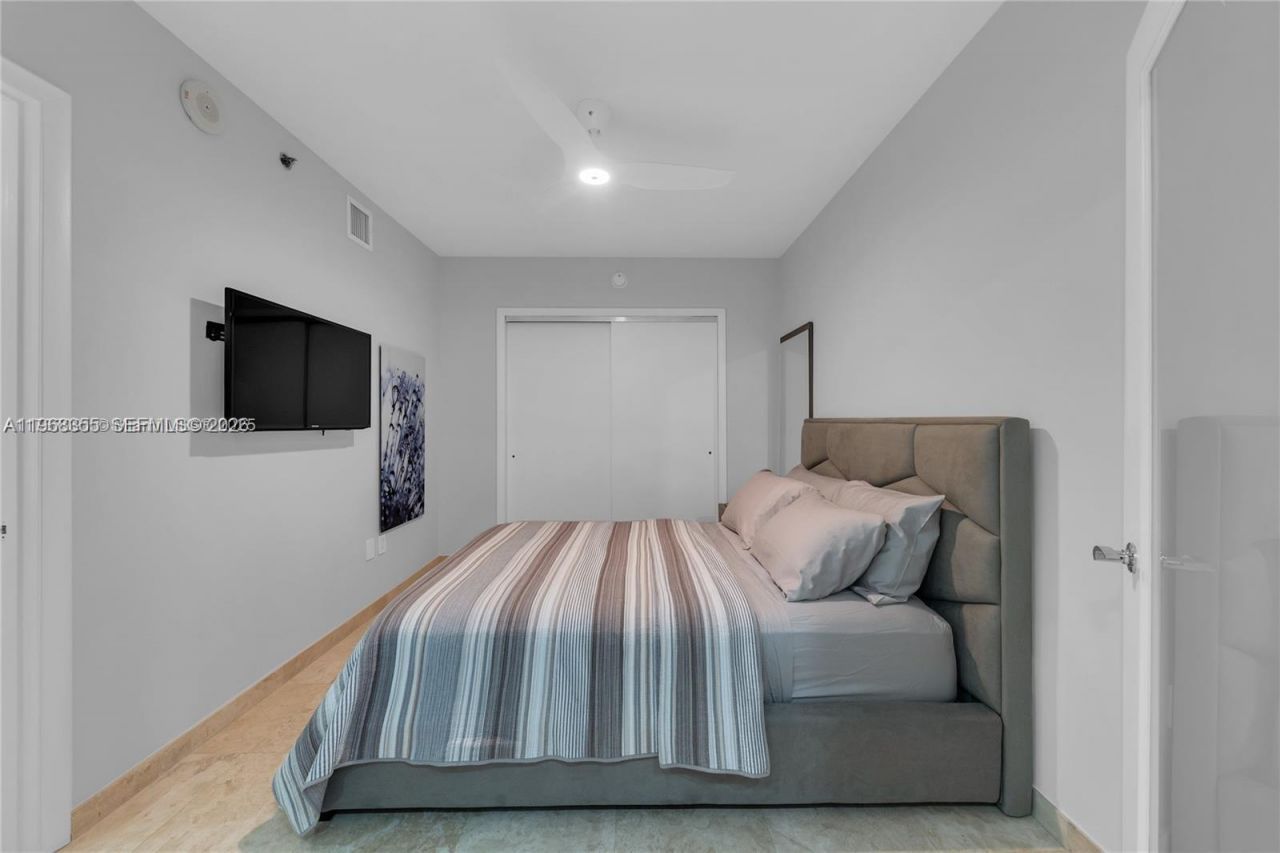1830 S Ocean Dr (the Best), Unit 3510, Hallandale Beach, FL 33009 Photo