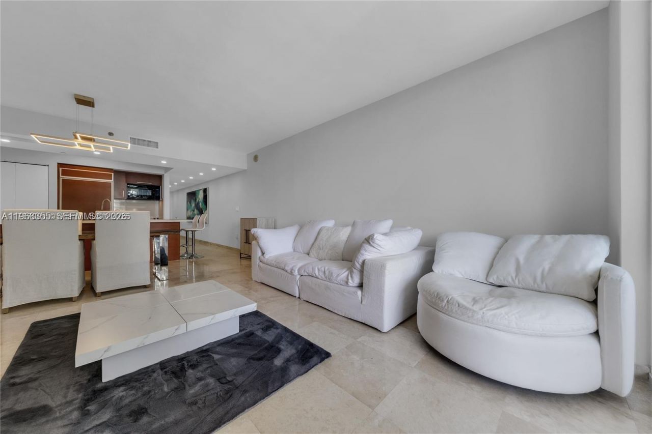 1830 S Ocean Dr (the Best), Unit 3510, Hallandale Beach, FL 33009 Photo