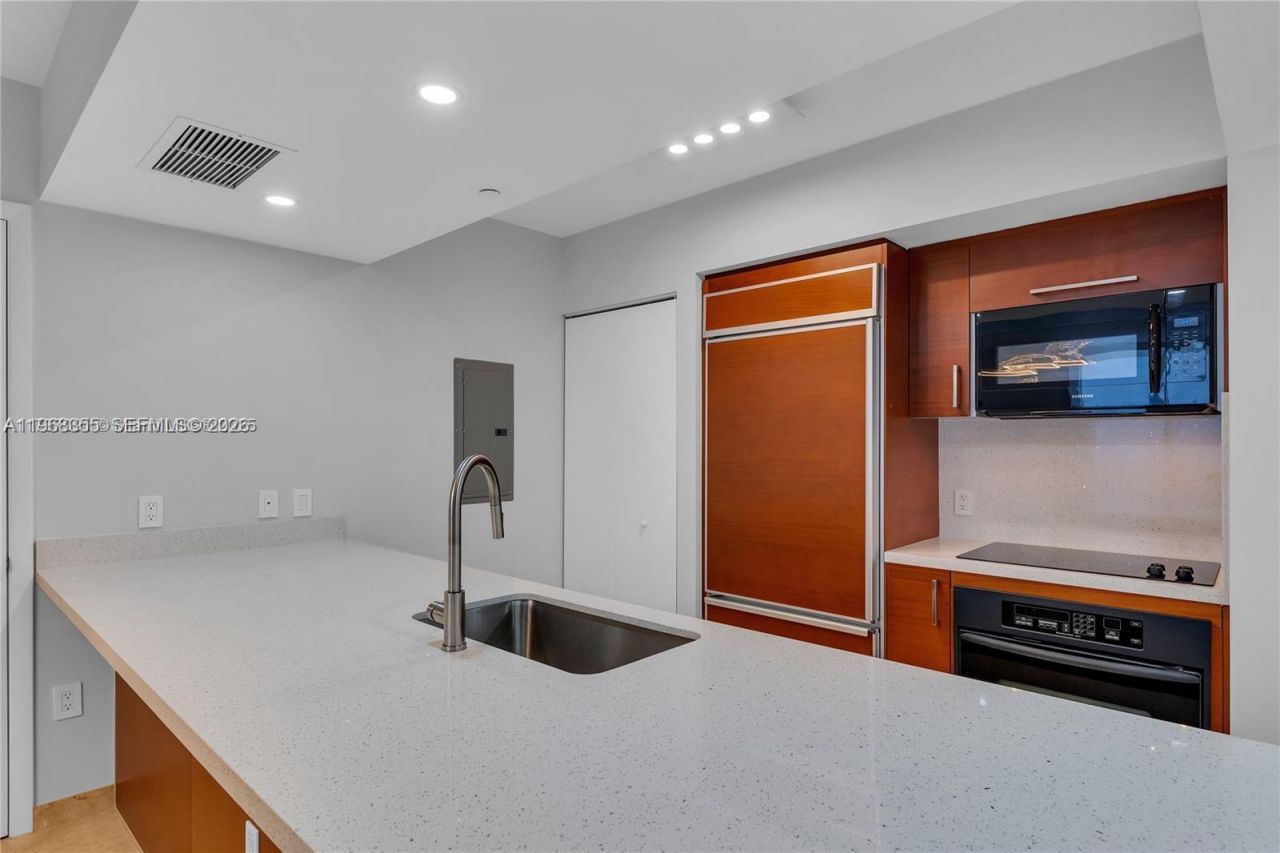 1830 S Ocean Dr (the Best), Unit 3510, Hallandale Beach, FL 33009 Photo
