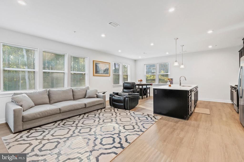 10411 Resort Road, Unit W, Ellicott City, MD 21042 Main Photo