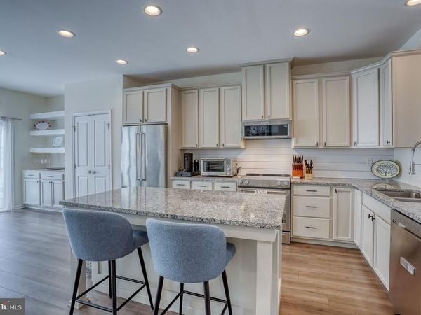 602 BARRIE ROAD, MIDDLETOWN, DE 19709