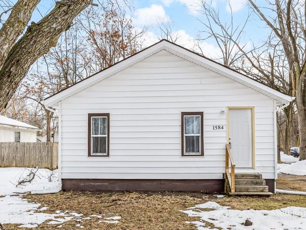 1584 Carlton Street, Muskegon, MI 49442