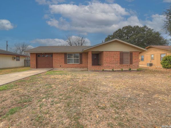 217 gruene, New Braunfels, TX 78130