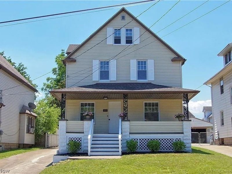 3613 Henritze Avenue, Cleveland, OH 44109 Photo 2