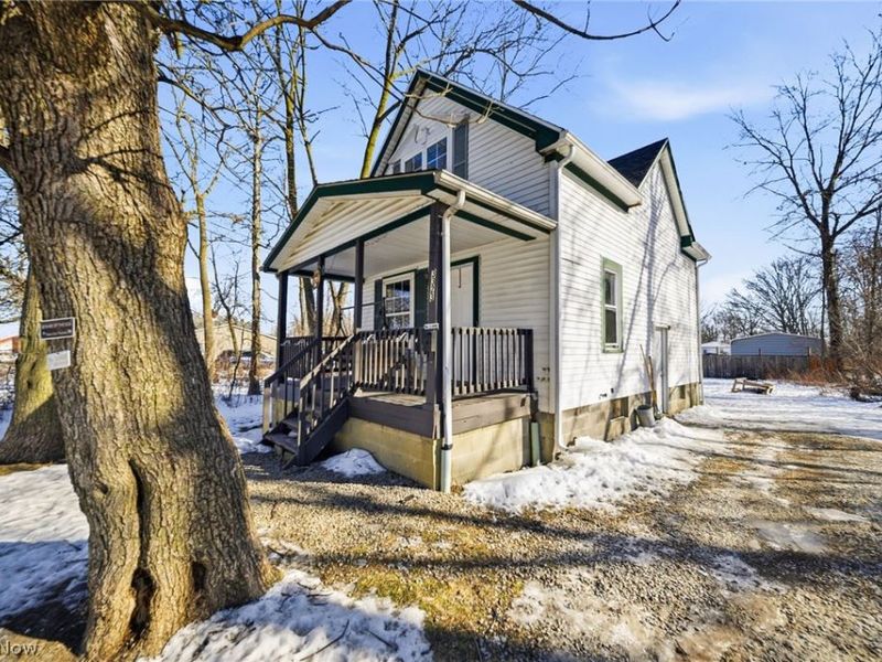 3323 Dallas Avenue, Lorain, OH 44055 Photo 2