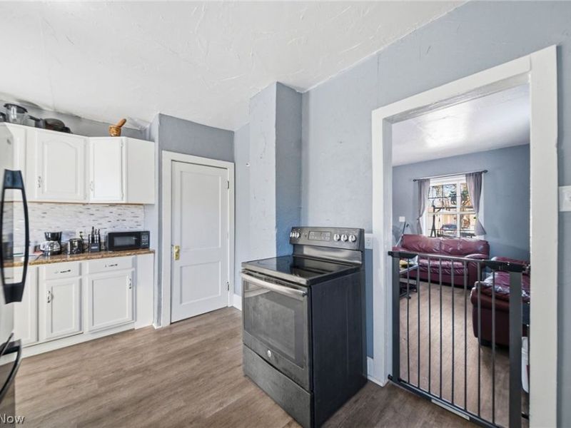 3323 Dallas Avenue, Lorain, OH 44055 Photo 7