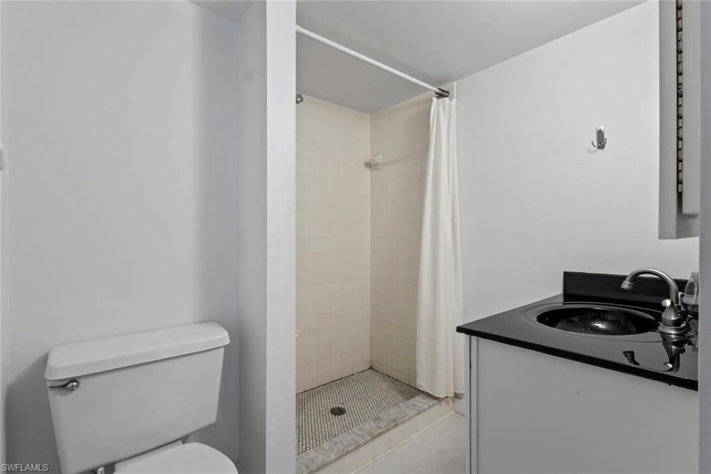 9395 Pennsylvania Ave, Unit 9, Bonita Springs, FL 34135 Photo