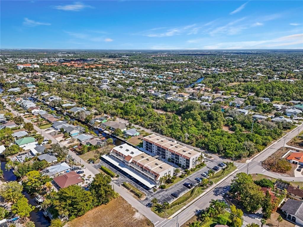 9395 Pennsylvania Ave, Unit 9, Bonita Springs, FL 34135 Photo