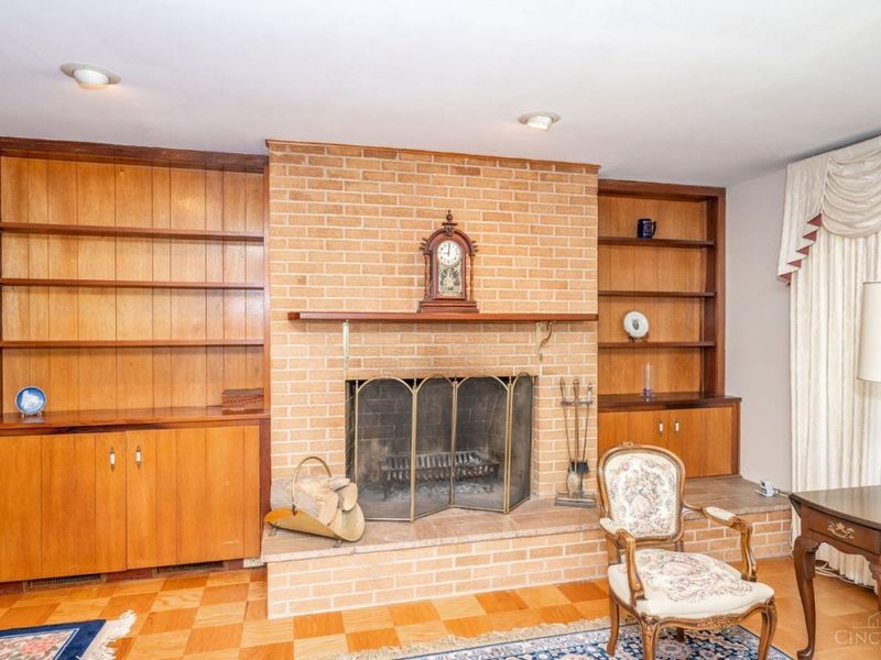 513 Chisholm Trail, Wyoming, OH 45215 Photo 12