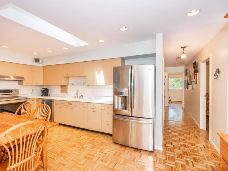 513 Chisholm Trail, Wyoming, OH 45215 Photo 21