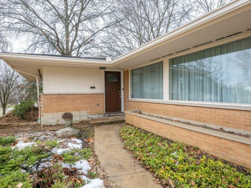 513 Chisholm Trail, Wyoming, OH 45215 Photo 6