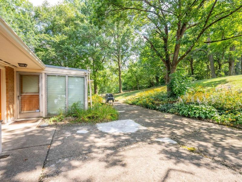 513 Chisholm Trail, Wyoming, OH 45215 Photo 68