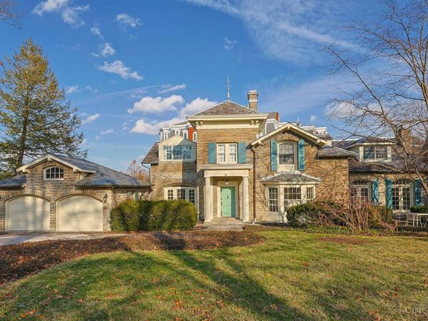 18 Elmhurst Place, Cincinnati, OH 45208