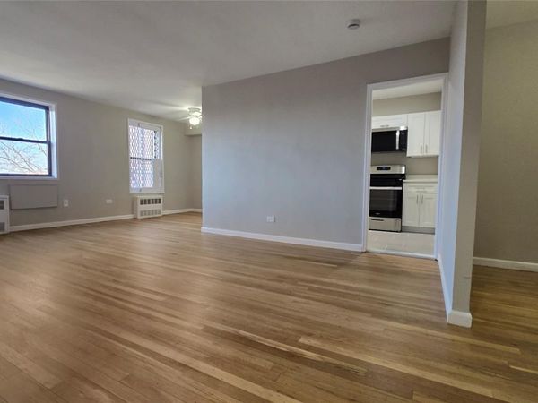 84-09 155th, Unit 3B, Howard Beach, NY 11414