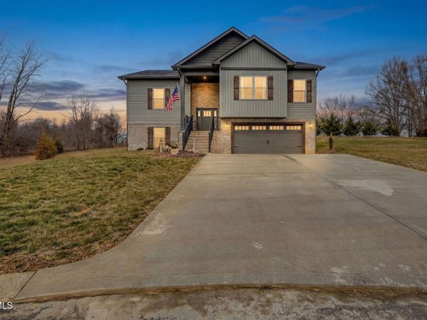 1492 Orchard View Lane, Piney Flats, TN 37686