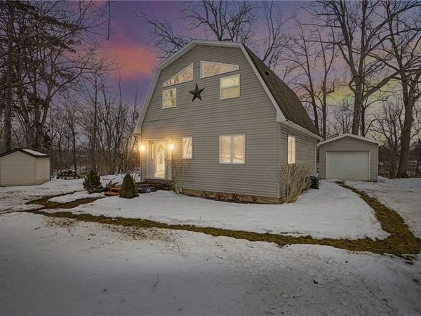 51 North Avenue, Manchester, NY 14504