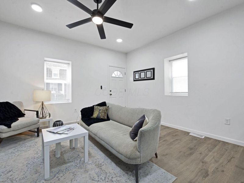 863 Carpenter Street, Columbus, OH 43206 Photo 5