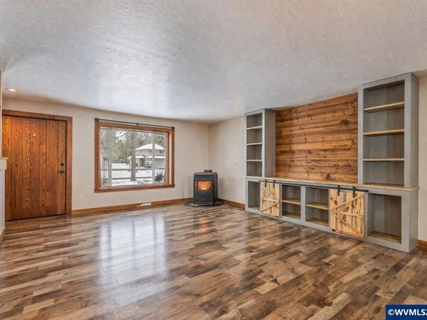 52531 Lost Ponderosa Rd, La Pine, OR 97739