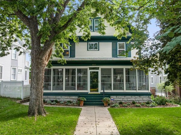 2017 Girard Avenue S, Minneapolis, MN 55405