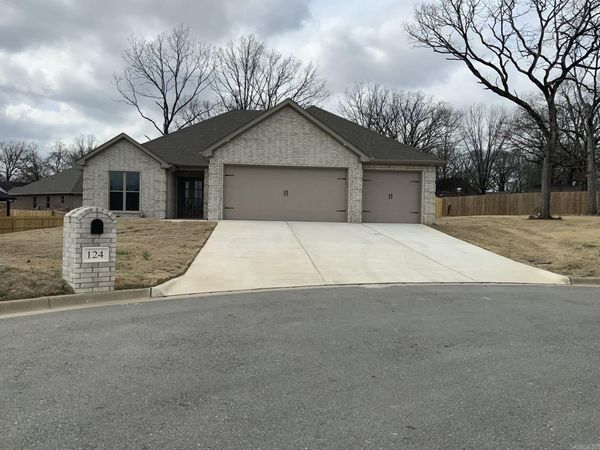 124 Riverstone Cove, Sherwood, AR 72120