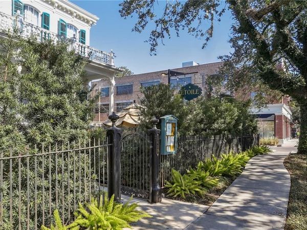 3607 MAGAZINE Street, New Orleans, LA 70115