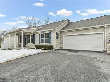 1505 N HUNTING HORN TURN, GLEN MILLS, PA 19342