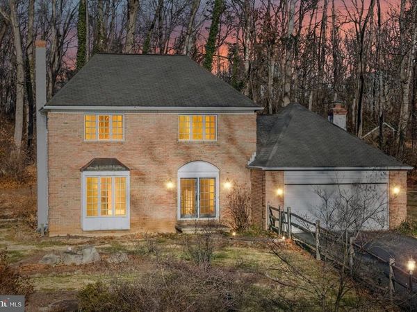 105 SUSANS LANE, PERKIOMENVILLE, PA 18074