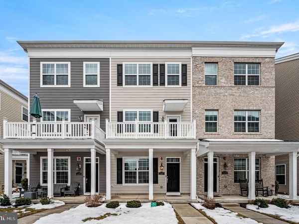 127 GASLIGHT ALLEY, BENSALEM, PA 19020