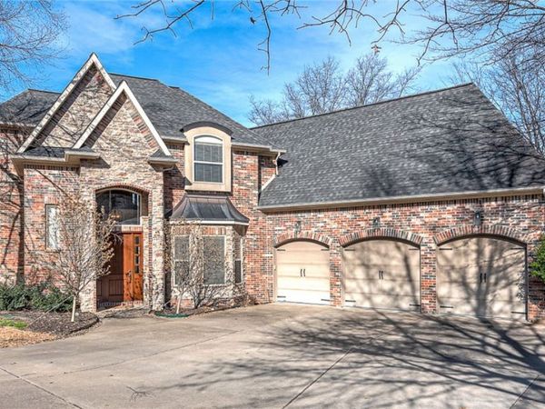 6307 W Valley View Road, Rogers, AR 72758