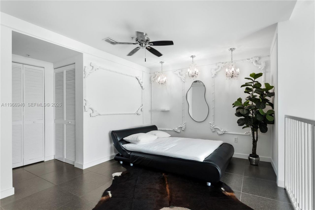 300 S Biscayne Blvd, Unit L-626, Miami, FL 33131 Photo