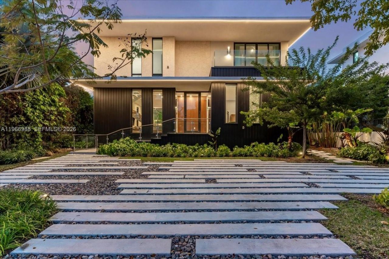 4354 Alton Rd , Miami Beach, FL 33140 Photo