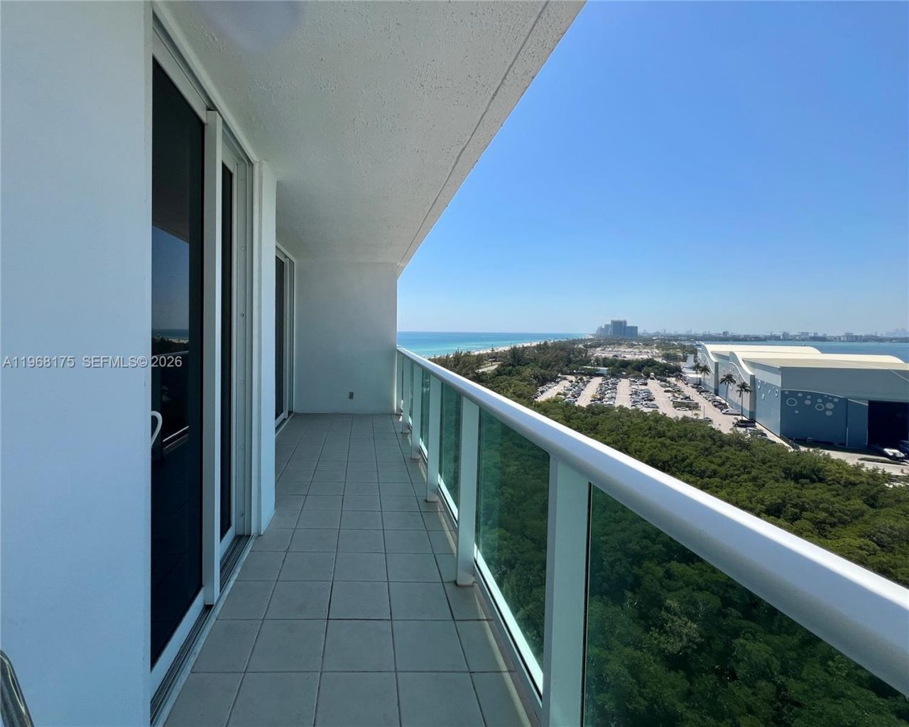 100 Bayview Dr , Unit 1418, Sunny Isles Beach, FL 33160 Photo