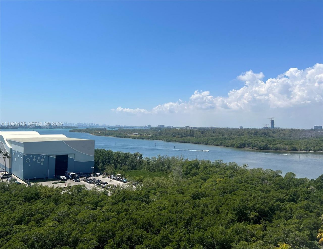 100 Bayview Dr , Unit 1418, Sunny Isles Beach, FL 33160 Photo