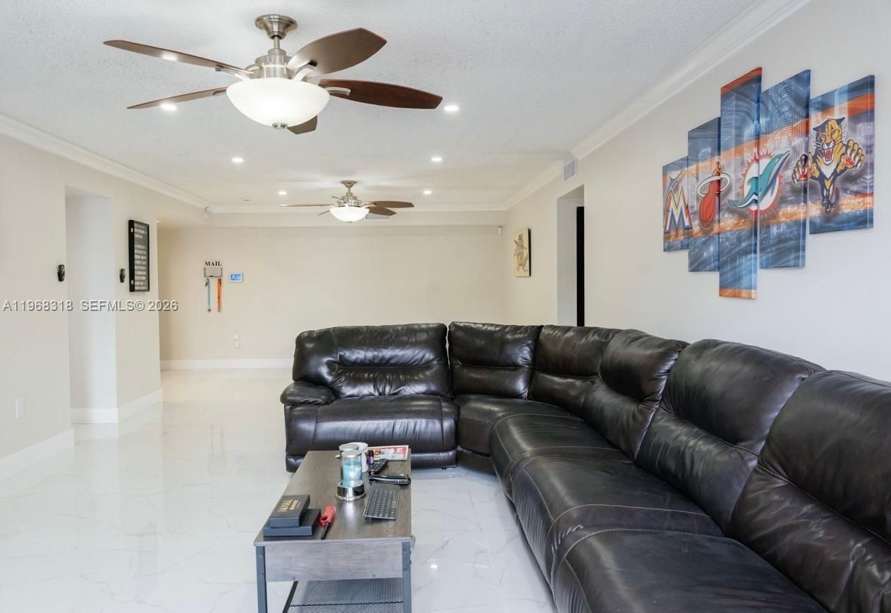 9417 SW 76th St, Unit X15, Miami, FL 33173 Photo