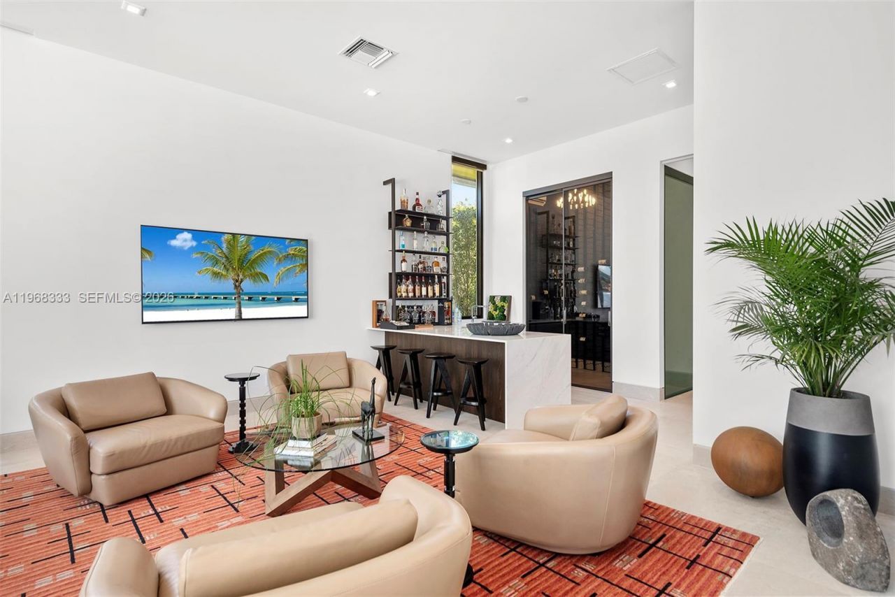 22 Isla Bahia Dr , Fort Lauderdale, FL 33316 Photo