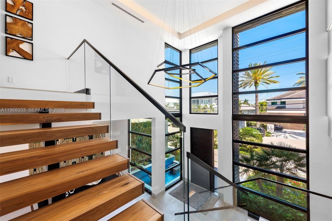 22 Isla Bahia Dr , Fort Lauderdale, FL 33316 Photo