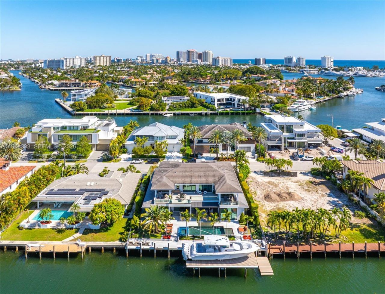 22 Isla Bahia Dr , Fort Lauderdale, FL 33316 Photo